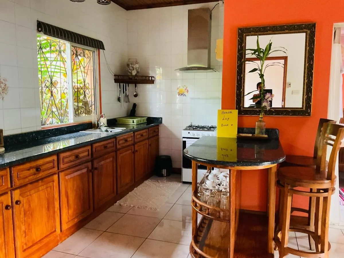 Appartamento Effie Mountain View Gecko Villa Misere Seychelles