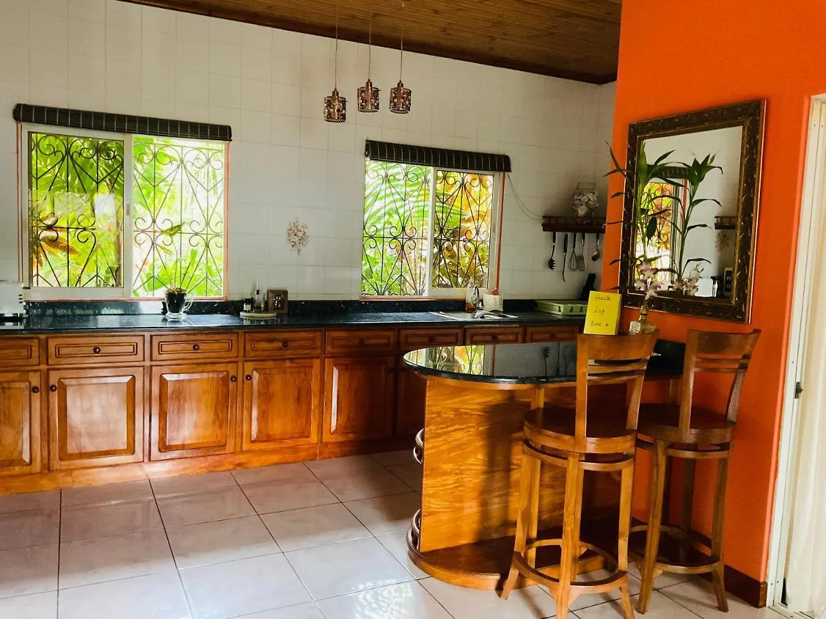 Effie Mountain View Gecko Villa Misere Appartamento