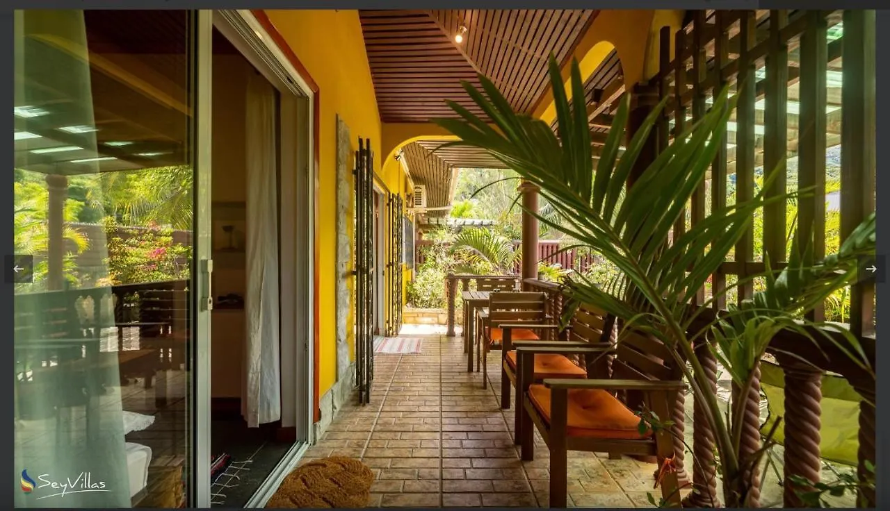 Effie Mountain View Gecko Villa Misere