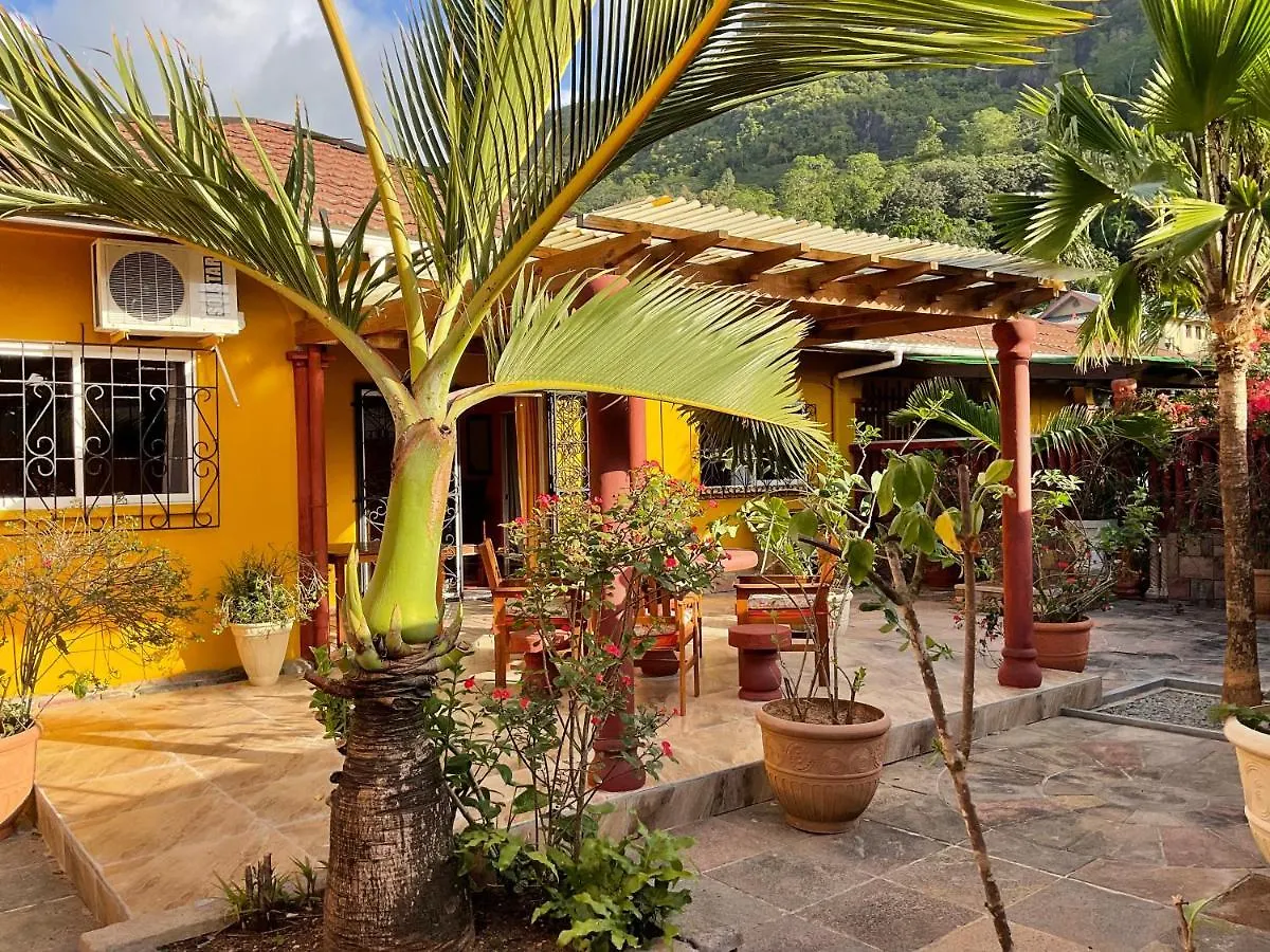 Appartamento Effie Mountain View Gecko Villa Misere Seychelles